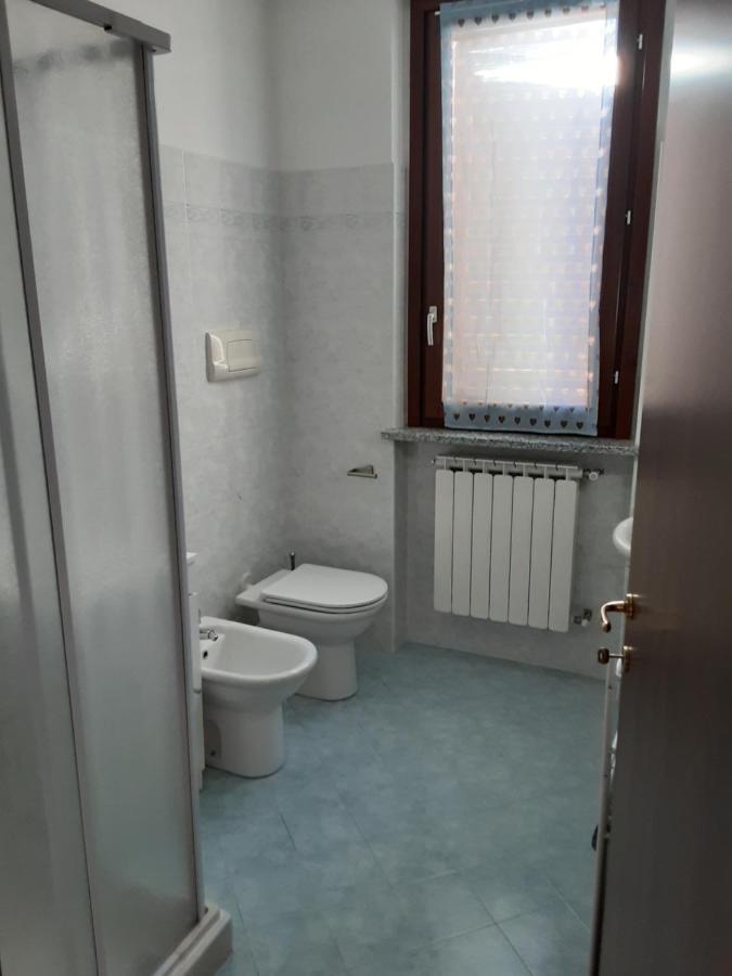 Appartamento Sofia In Zona Residenziale Strategica Wifi Gratuito Carbonara al Ticino Exterior photo