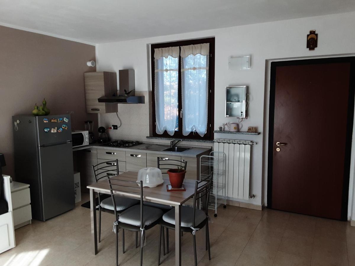 Appartamento Sofia In Zona Residenziale Strategica Wifi Gratuito Carbonara al Ticino Exterior photo